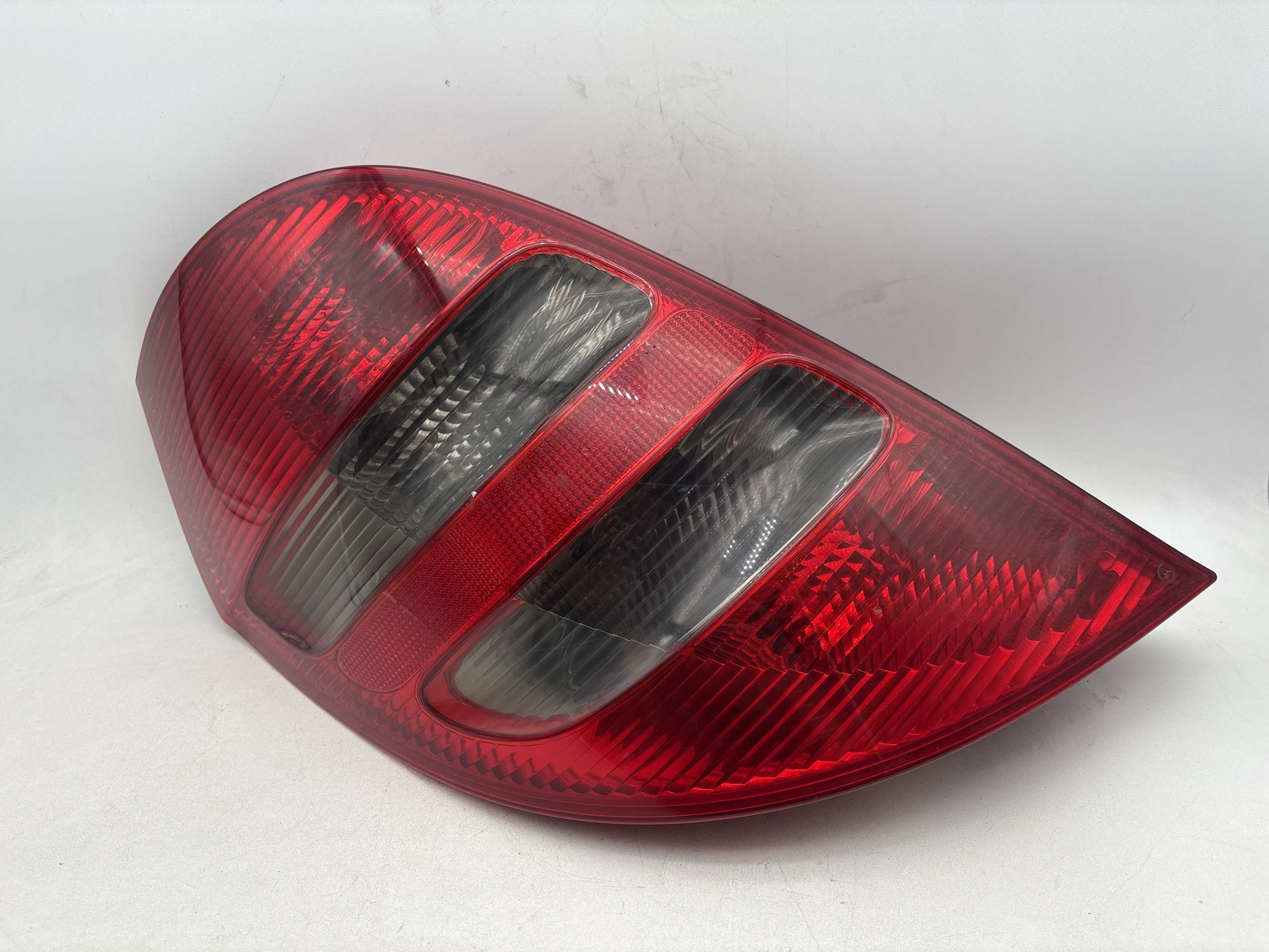 Fanale Posteriore sinistro MERCEDES CLASSE A W169 2007 FONDO SCURO