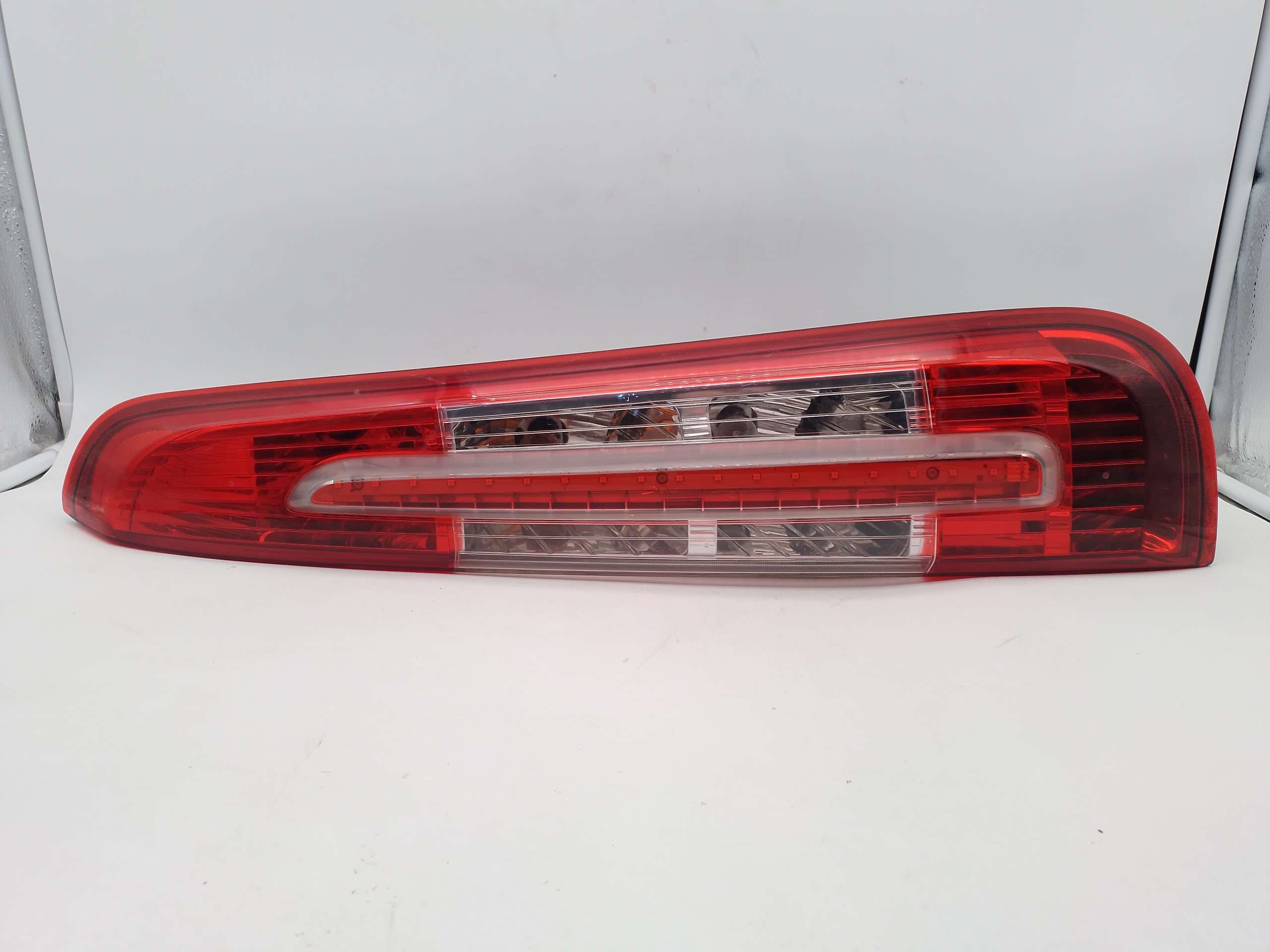 Fanale posteriore destro FORD C-MAX (CB3) 2007-2011