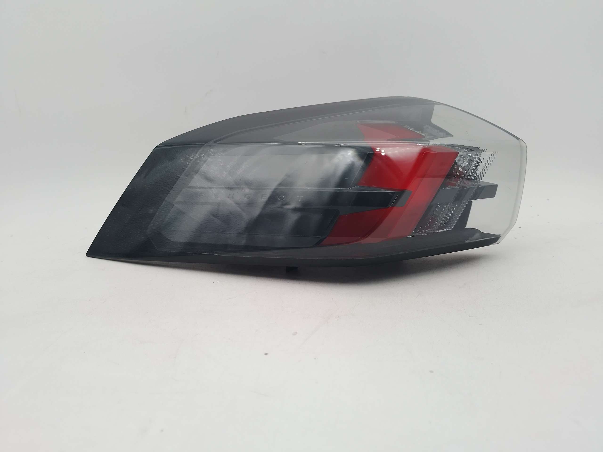 Fanale Posteriore esterno sinistro PEUGEOT 2008 (2019-2023)