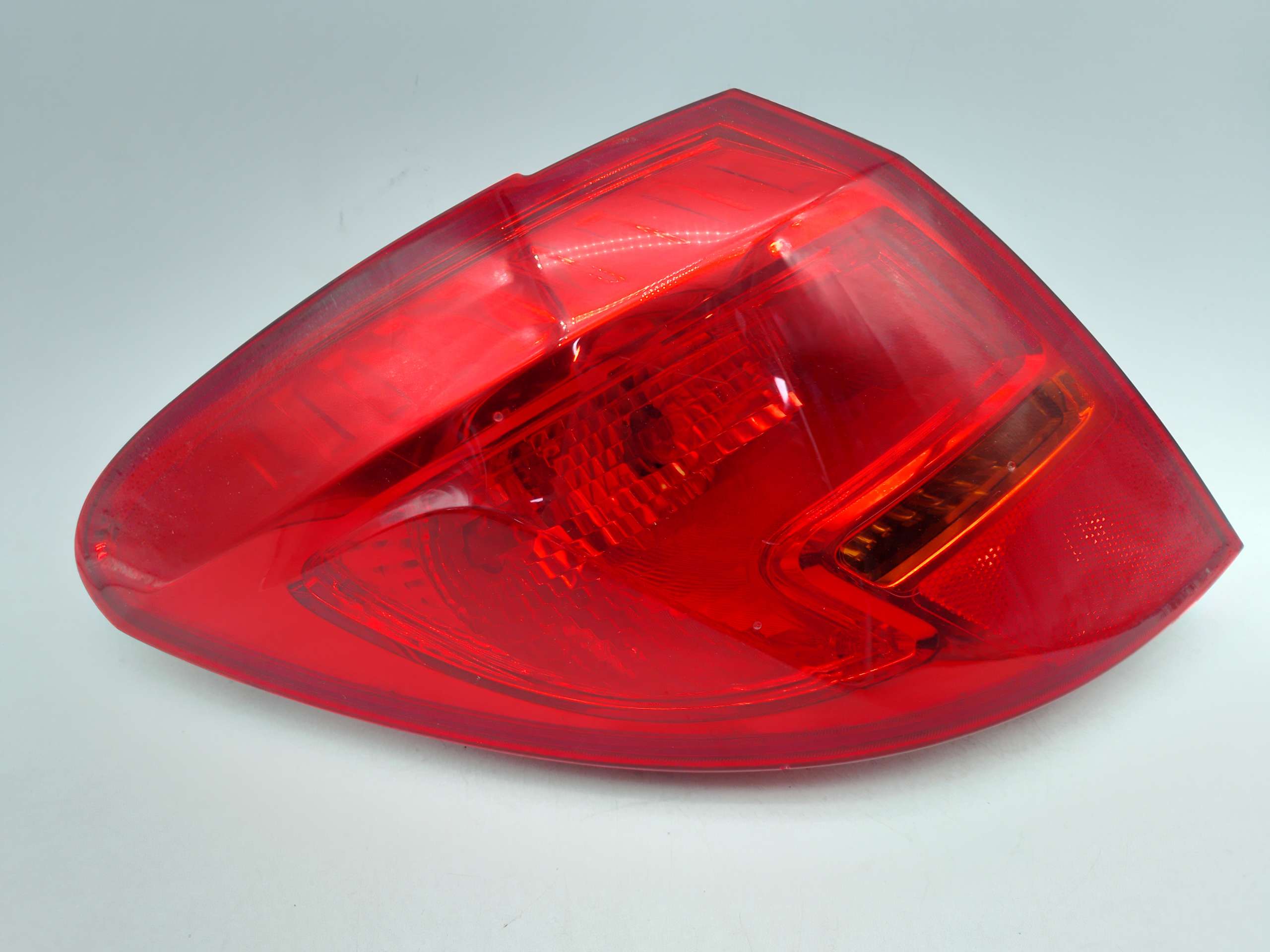 Fanale Posteriore esterno sinistro OPEL MERIVA S10 2010