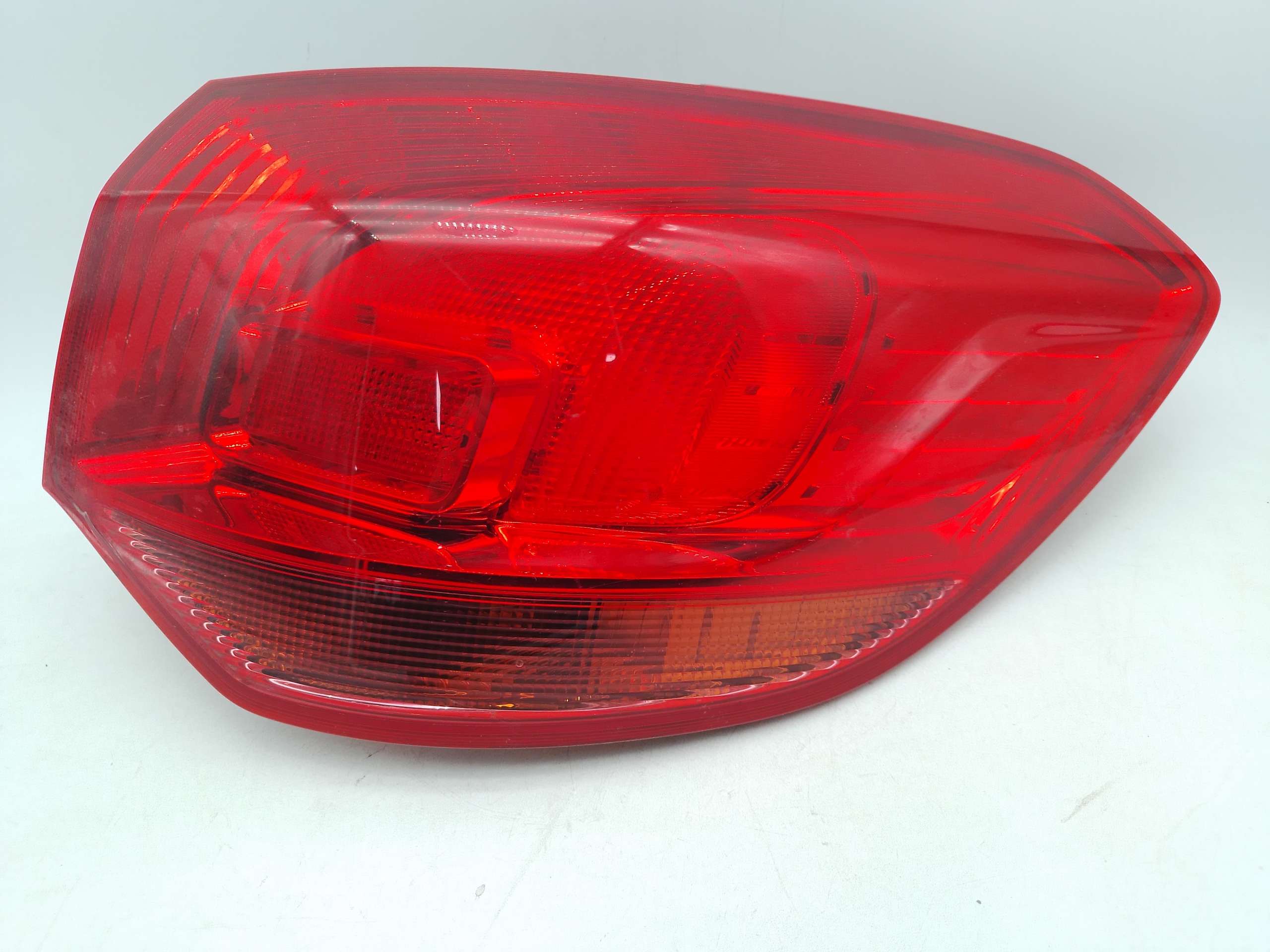 Fanale Posteriore esterno destro OPEL ASTRA P10 Station Wagon 2009-2018