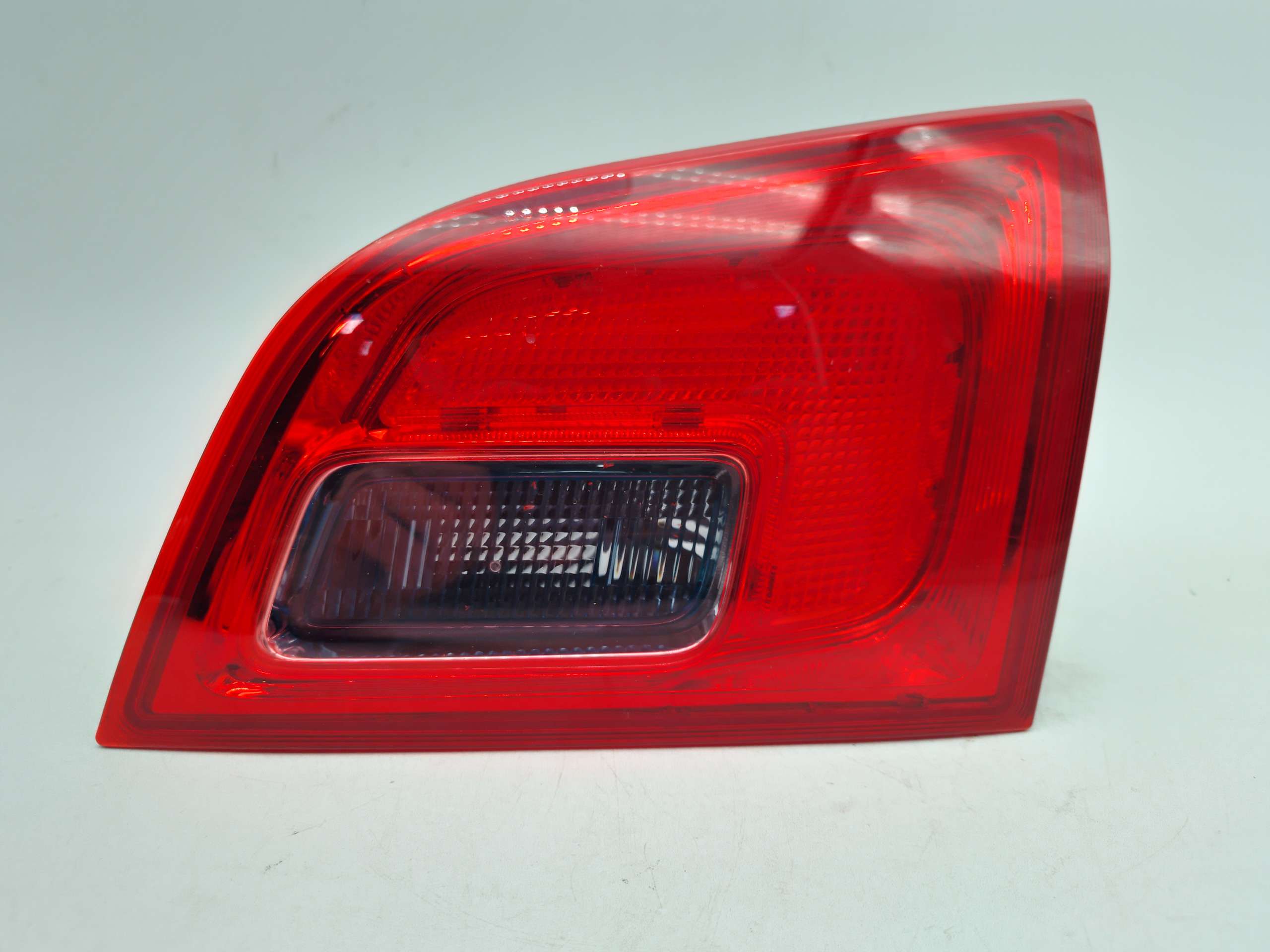 Fanale Posteriore interno destro OPEL ASTRA P10 Station Wagon 2009 2018
