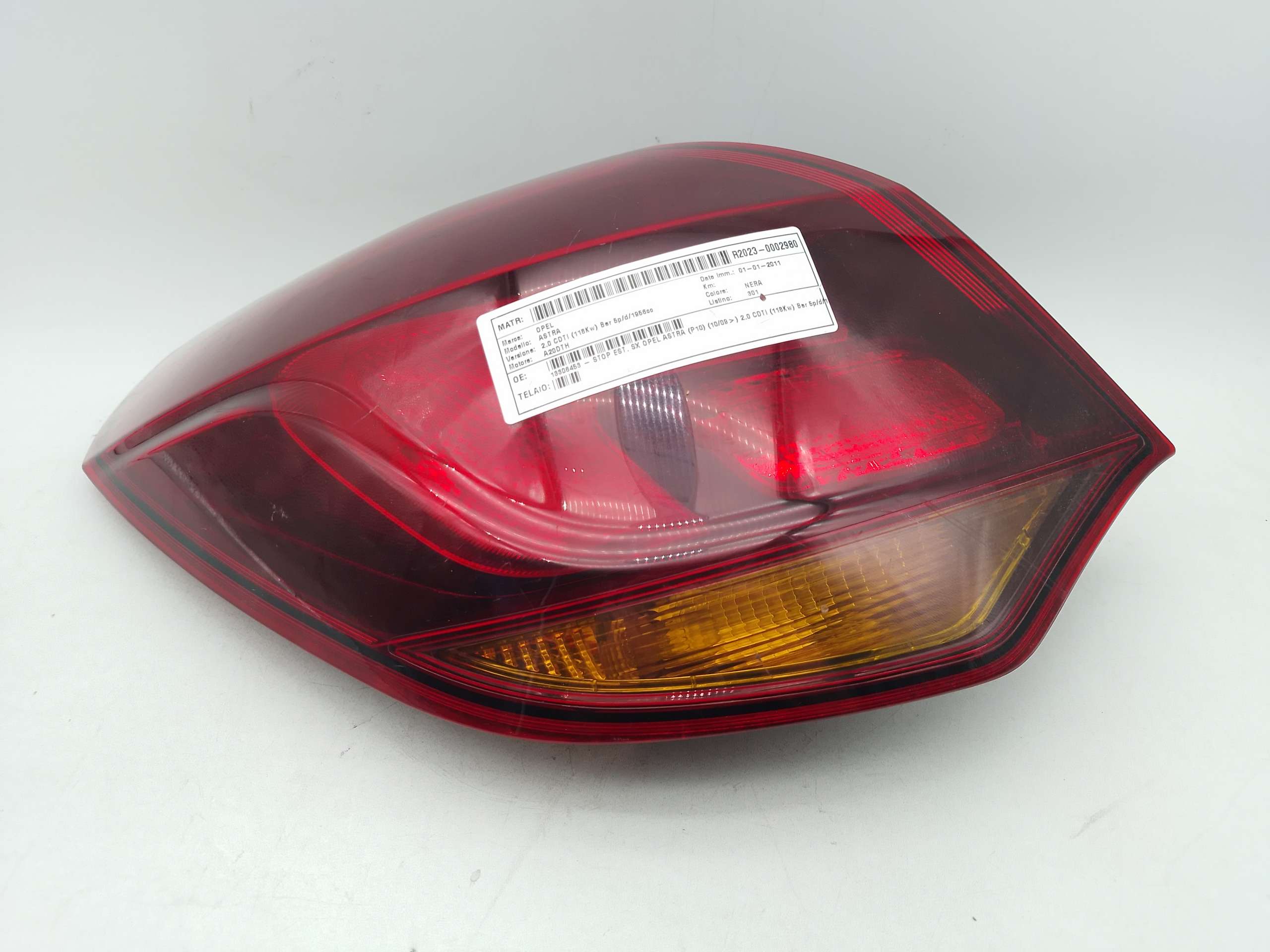 Fanale Posteriore esterno sinistro OPEL ASTRA P10 Berlina 2009-2018 Fondo Scuro