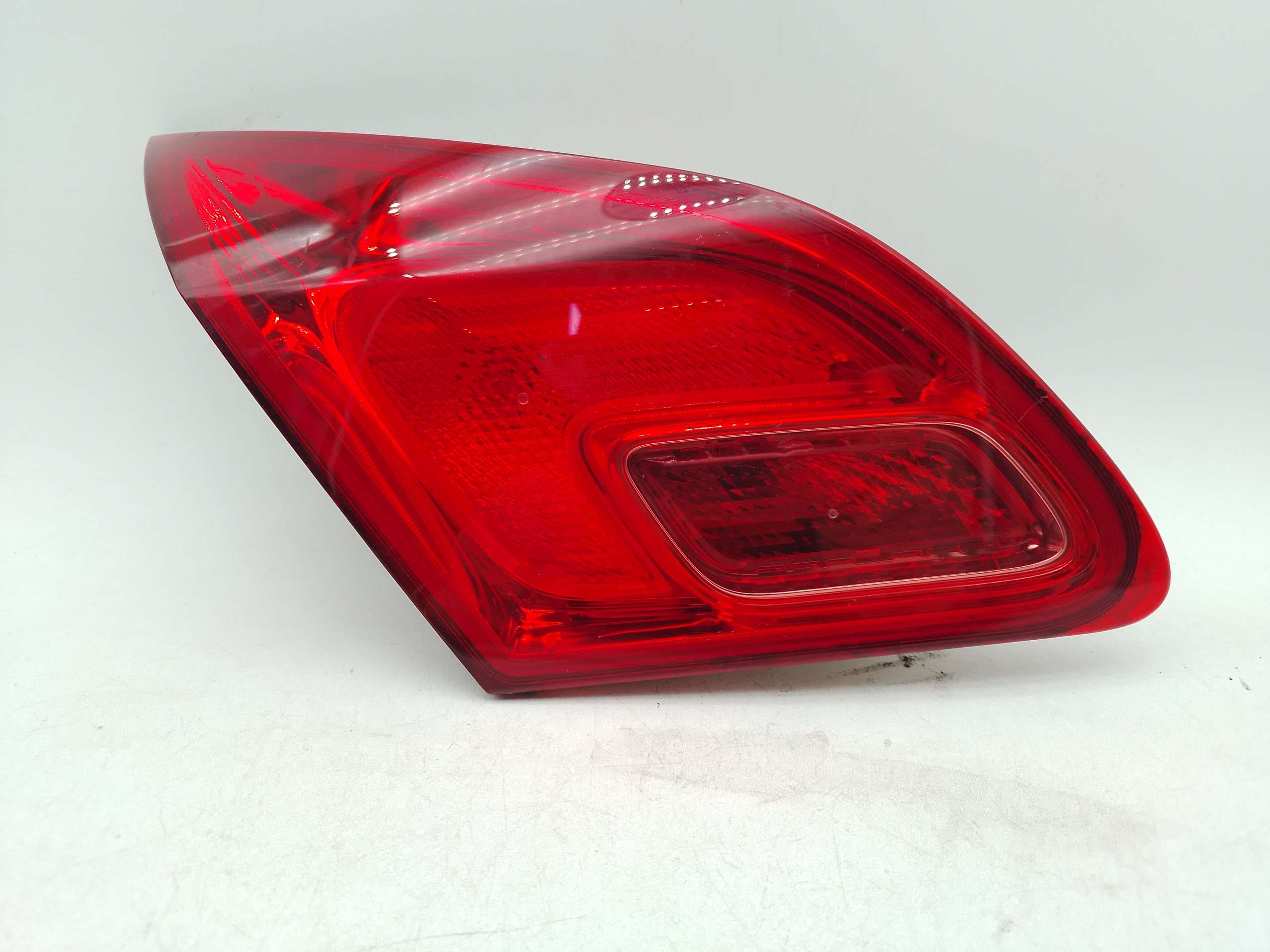 Fanale Posteriore interno sinistro OPEL ASTRA P10 Berlina 2009-2018