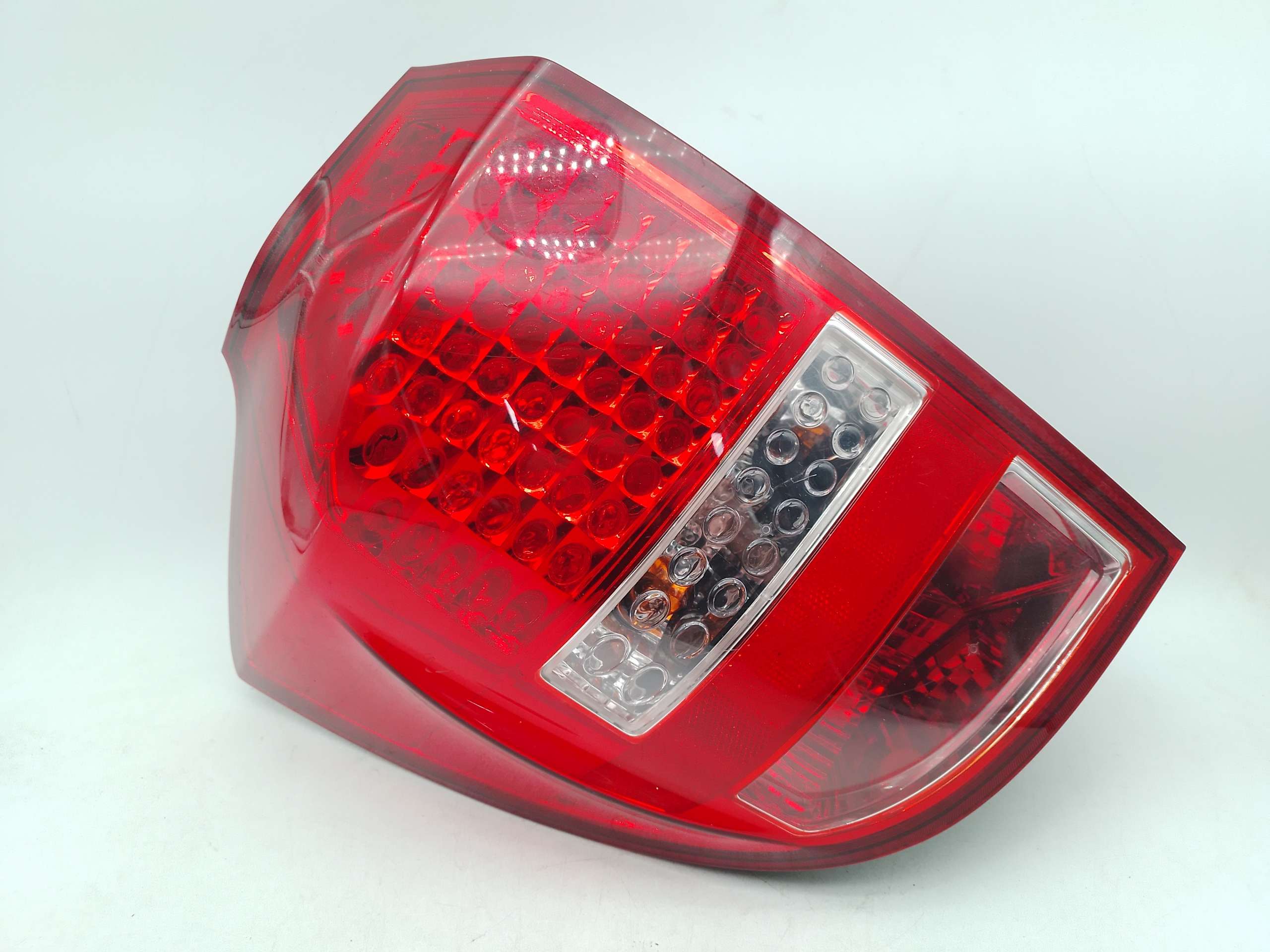 Fanale Inferiore sinistro KIA CEED Station Wagon 2007-2012