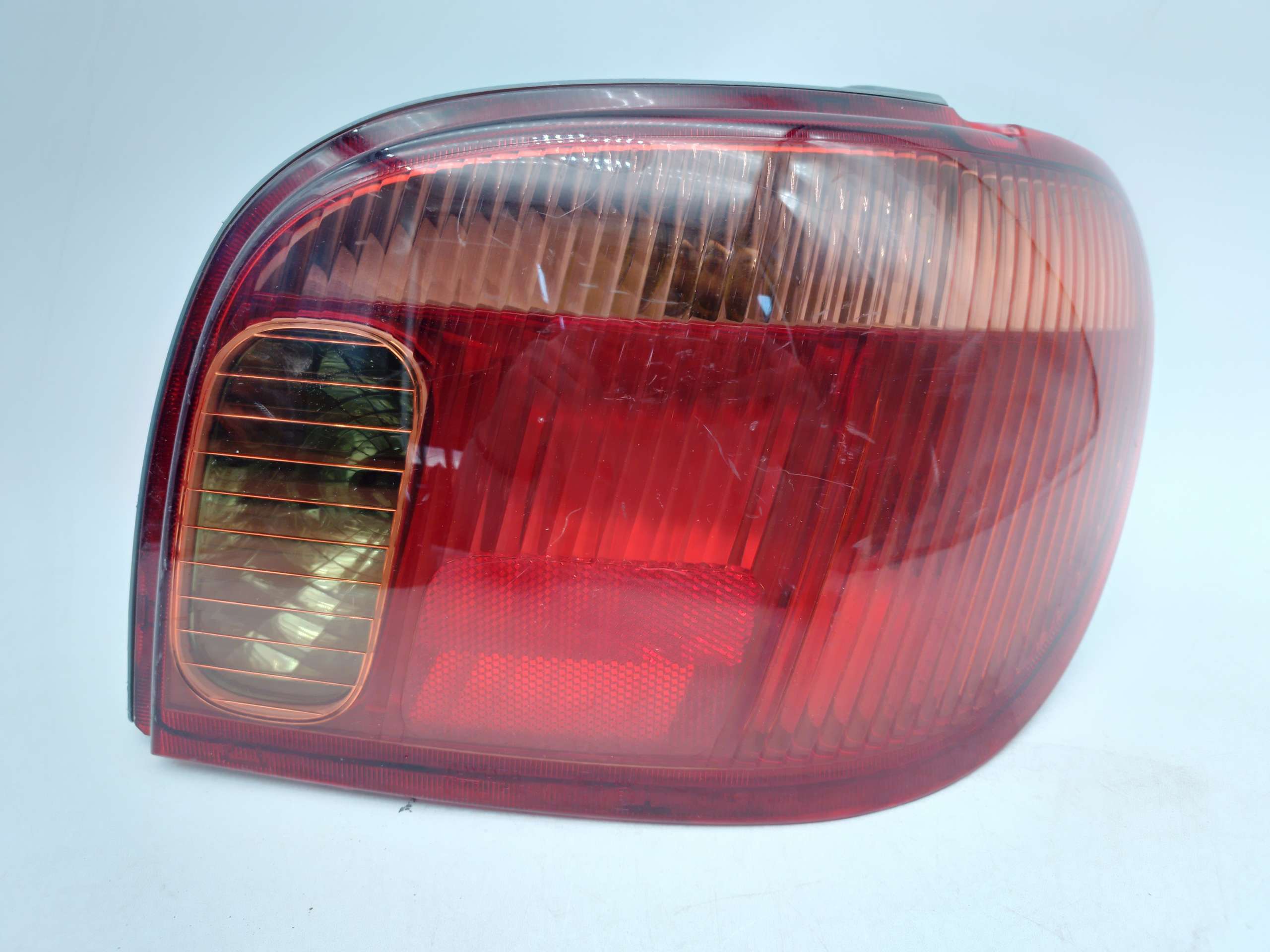 Fanale Posteriore destro TOYOTA YARIS FRP 2001-2005
