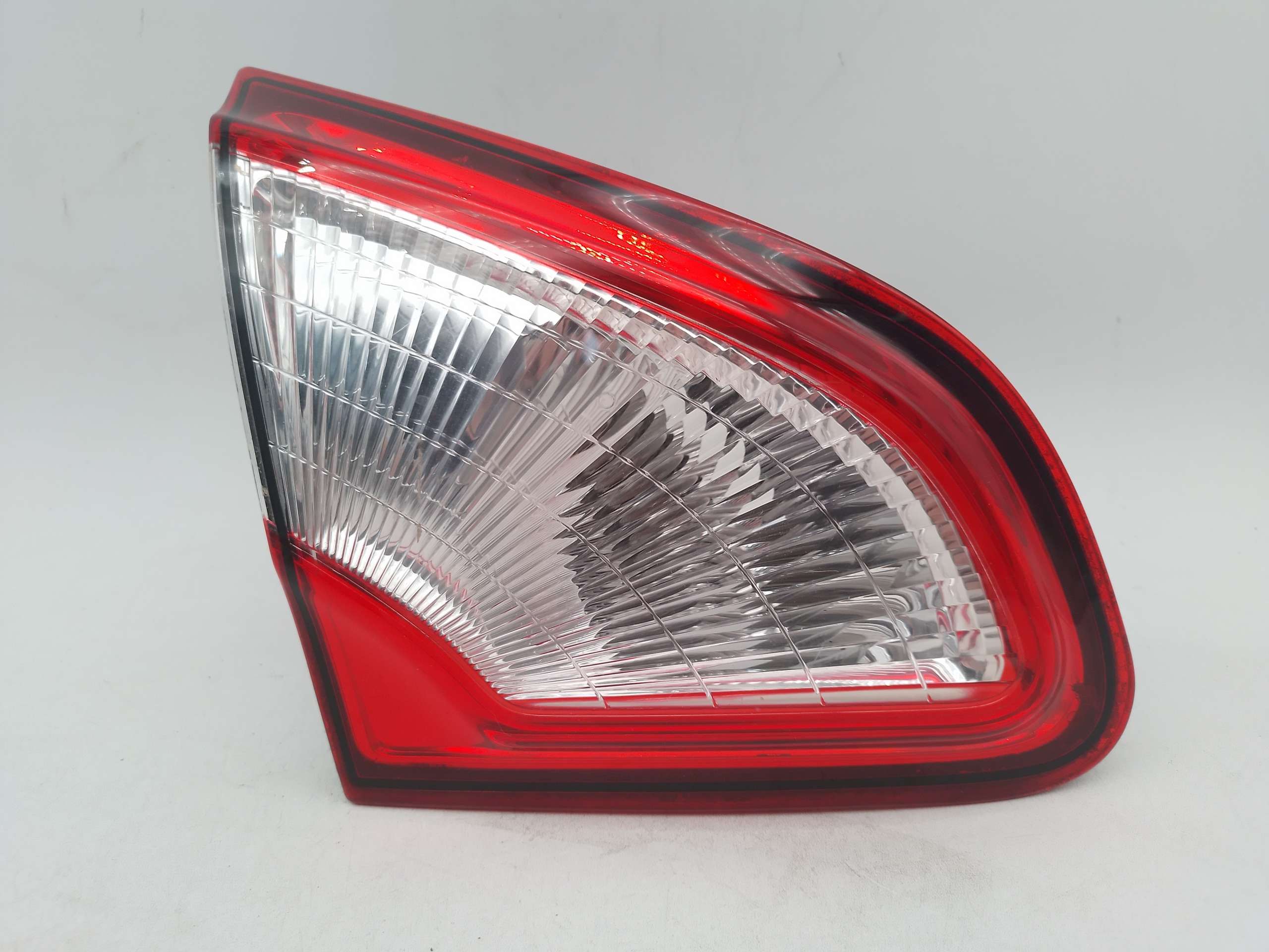 Fanale Posteriore interno sinistro NISSAN QASHQAI J10E-JJ10E 2010-2014