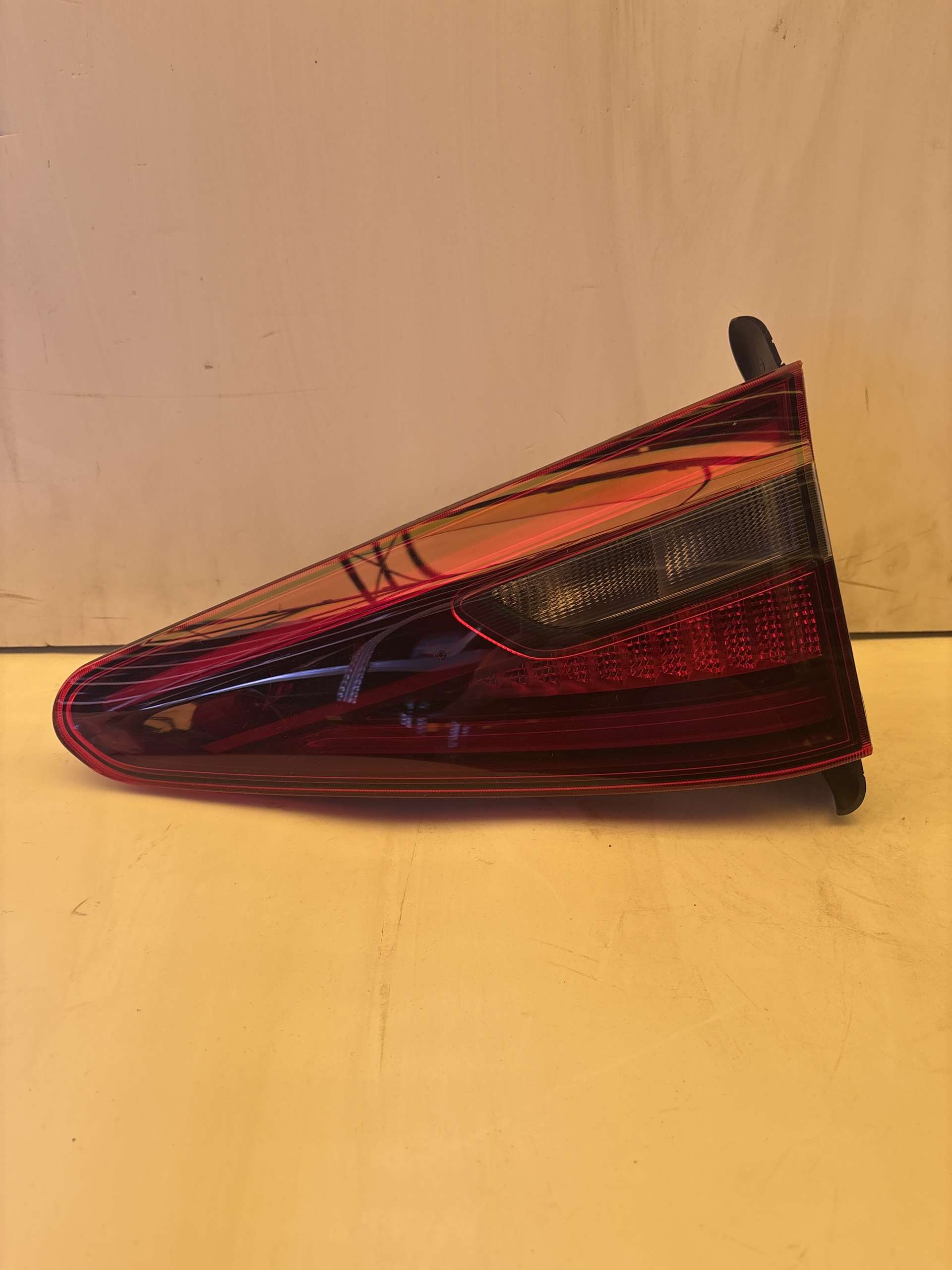 Fanale Posteriore interno destro nero ALFA ROMEO STELVIO 2017
