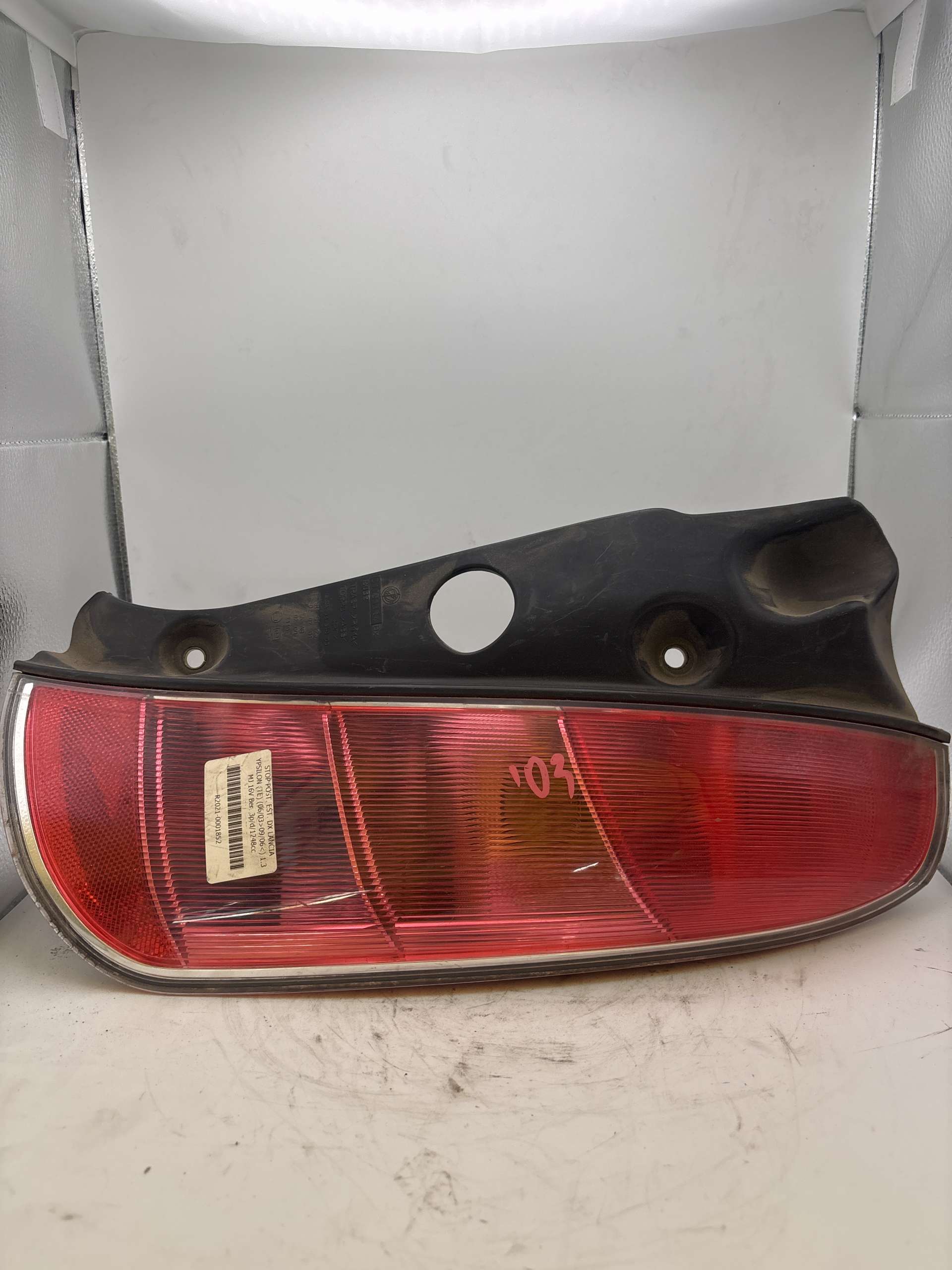 Fanale Posteriore destro rosso LANCIA YPSILON 2003-2006