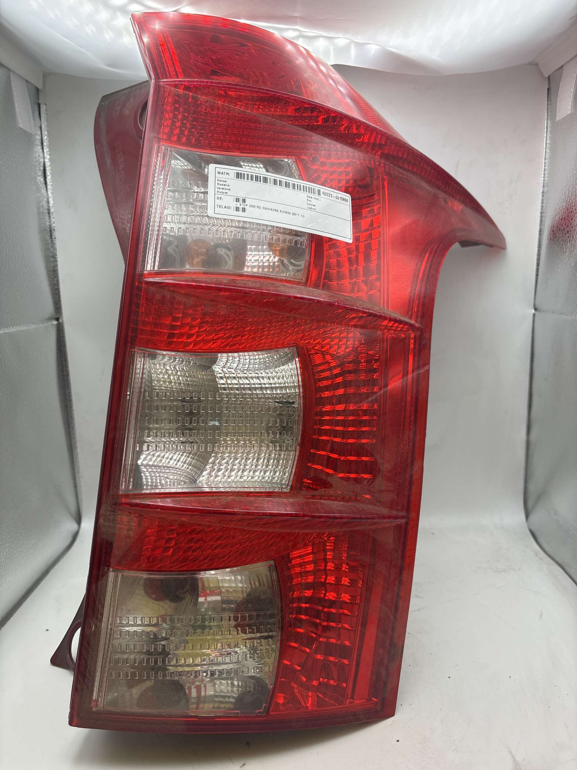 Fanale Posteriore destro MAHINDRA XUV500 2018