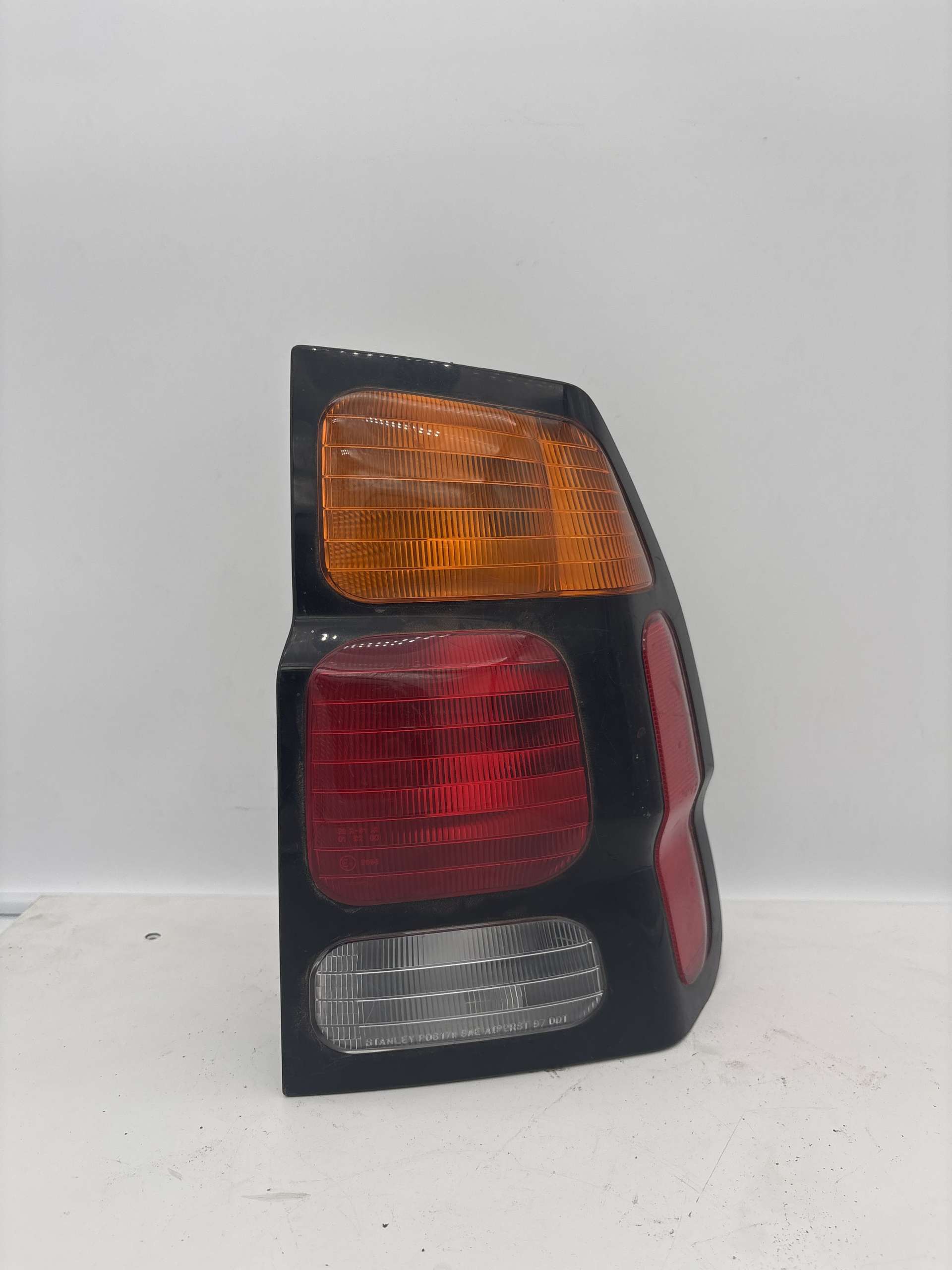 Fanale Posteriore destro MITSUBISHI PAJERO SPORT 2002