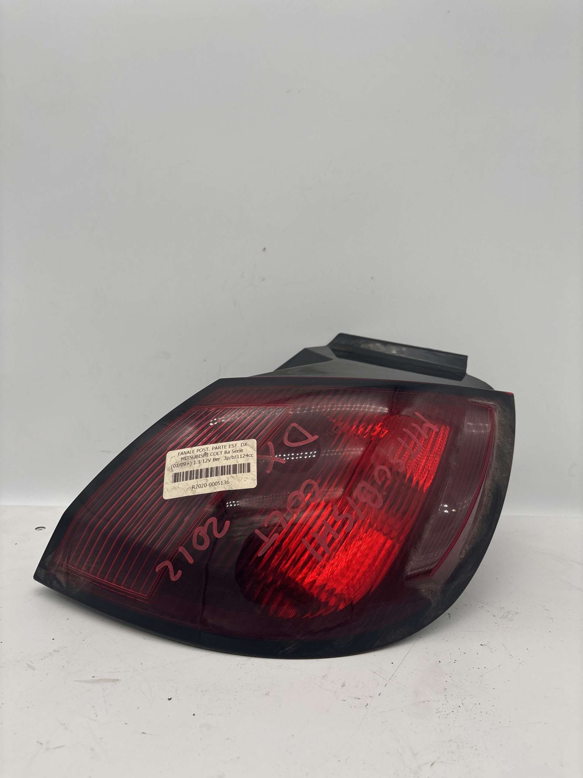 Fanale Posteriore esterno destro MITSUBISHI COLT 2012